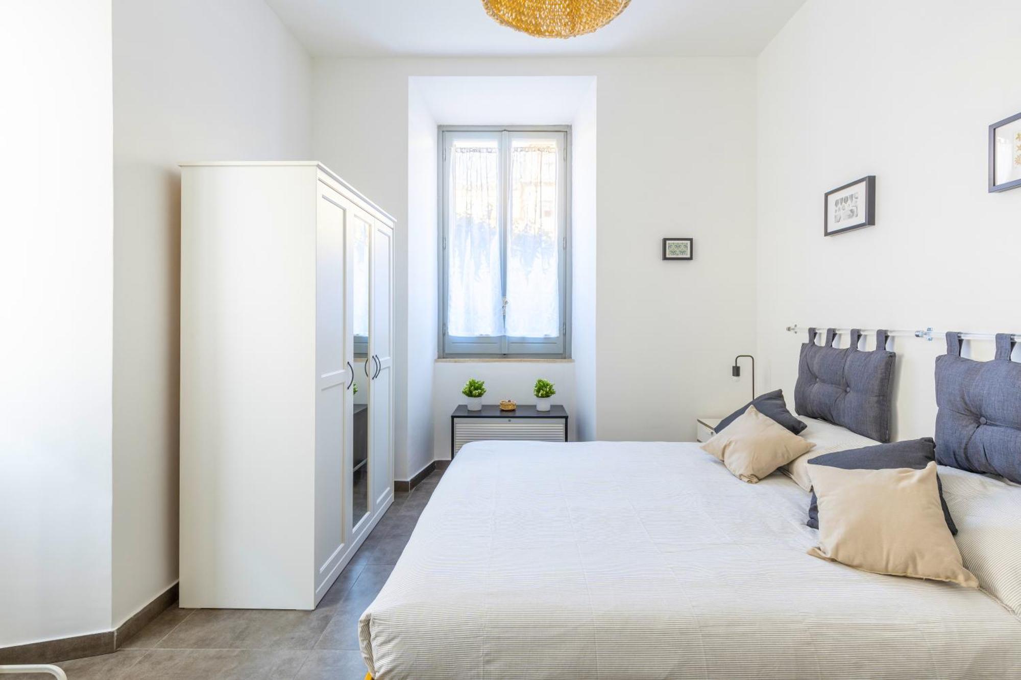 Hostly - Nicole Apartment Volturno- Full Rome Center Exterior photo